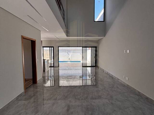 #38 - Casa para Venda em Paulínia - SP - 2