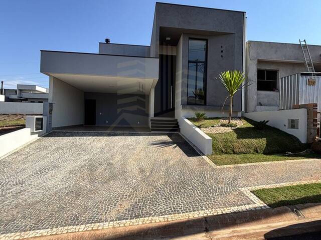 #57 - Casa para Venda em Paulínia - SP - 2