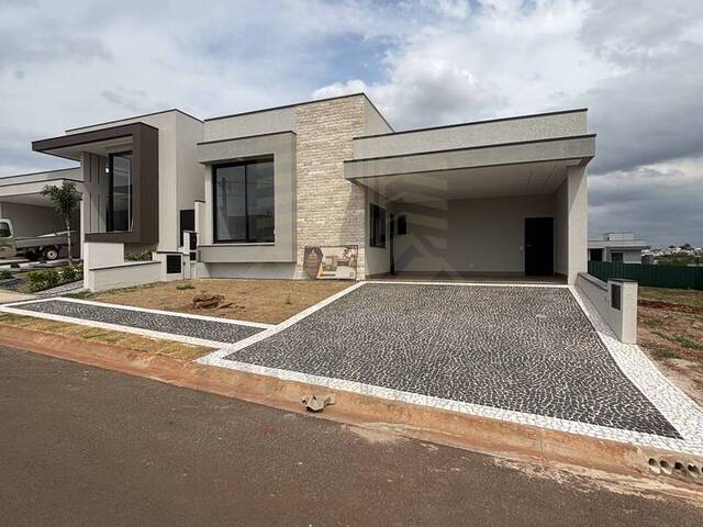 #60 - Casa para Venda em Paulínia - SP