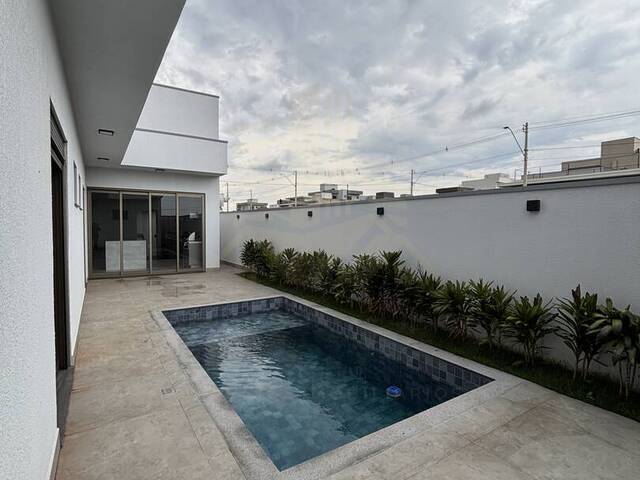 #69 - Casa para Venda em Paulínia - SP